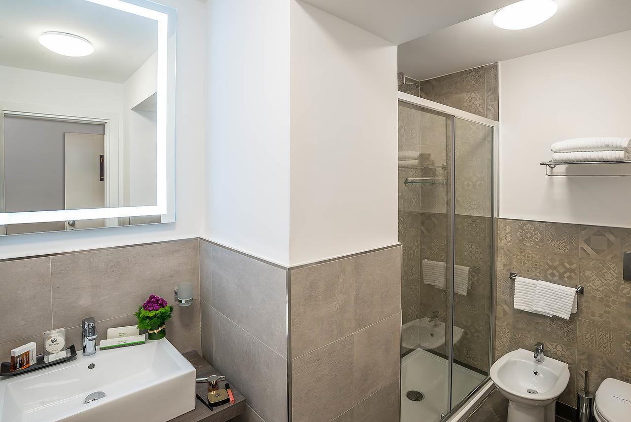 Navona Essence Hotel Rome Buitenkant foto